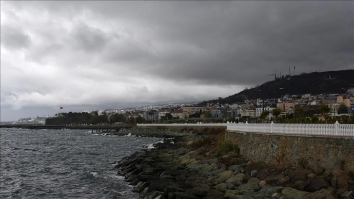 Samsun'un doğusu ve batısı için gök gürültülü sağanak uyarısı