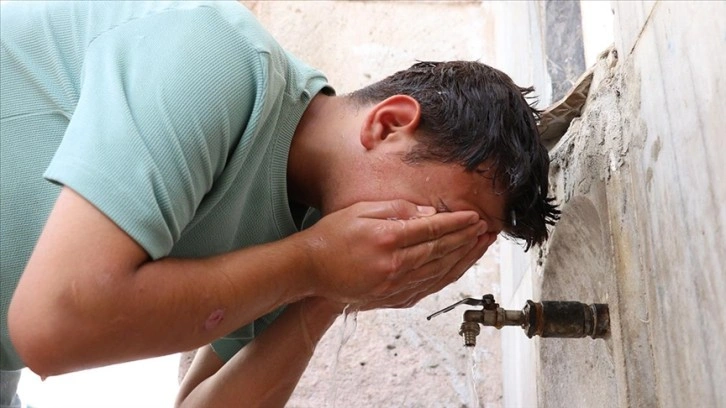 Şanlıurfa, Adıyaman ve Kilis'te sıcak hava etkisini sürdürüyor