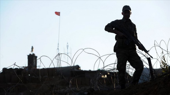 Şanlıurfa&#039;da 3 PKK/YPG&#039;li terörist teslim oldu