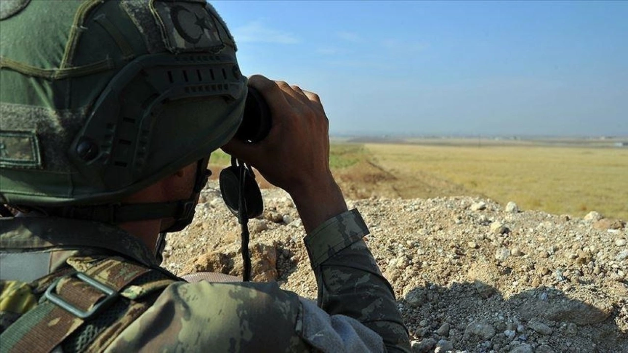 Şanlıurfa'da güvenlik güçlerinin ikna çalışmaları sonucu bir terörist teslim oldu