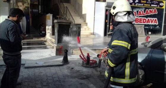 Şanlıurfa'da patlayan trafoda yangın çıktı