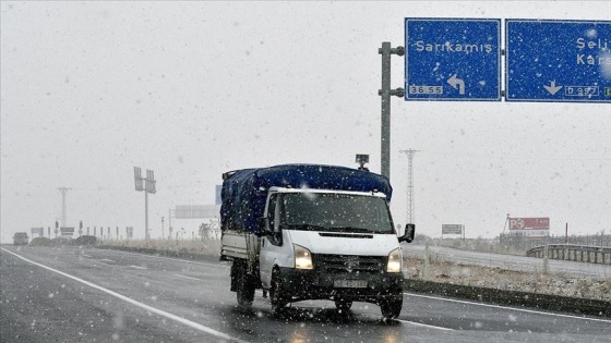 Sarıkamış'ta kar etkili oldu