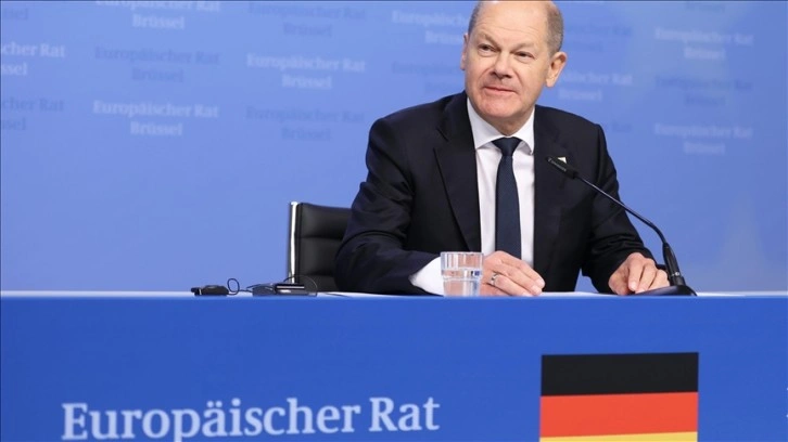 Scholz, AB Liderler Zirvesi'nde enerji güvenliği konusunda ilerleme sağlandığını belirtti