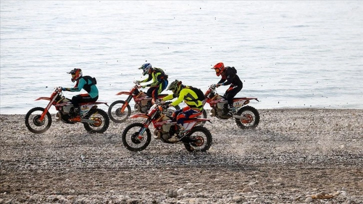 Sea To Sky Enduro Motosiklet Yarışı'nda 