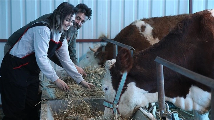 Şehir hayatını bırakıp hayallerindeki yaşamı köyde kurdular