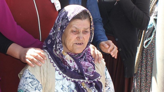 Şehit Halisdemir'in annesi toprağa verildi