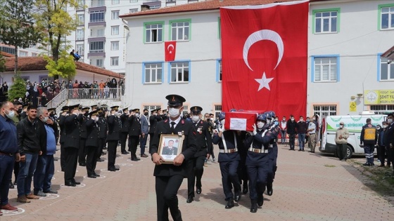 Şehit Jandarma Teğmen Baki Koçak son yolculuğuna uğurlandı