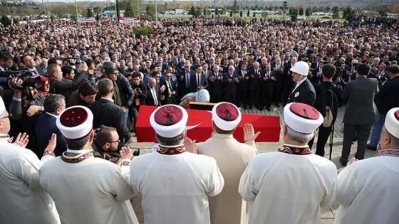 Şehit kaymakam son yolculuğuna uğurlanıyor