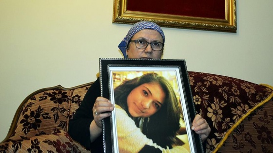 Şehit kızı Aybüke öğretmenin katilinin öldürüldüğünü duyan annenin sevinci