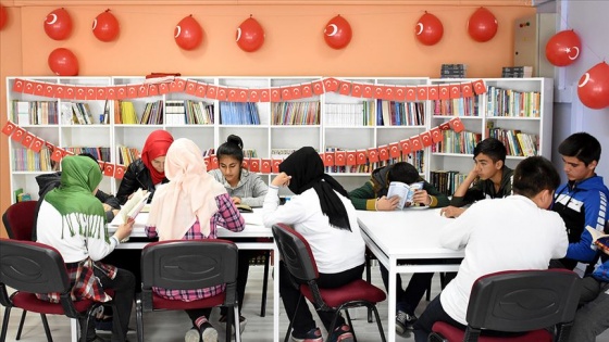 Şehit oğlunun adını kütüphanede yaşatıyor