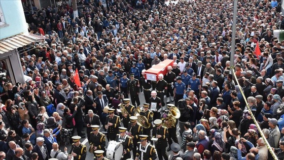 Şehit piyade sözleşmeli er Akkuş son yolcuğuna uğurlandı