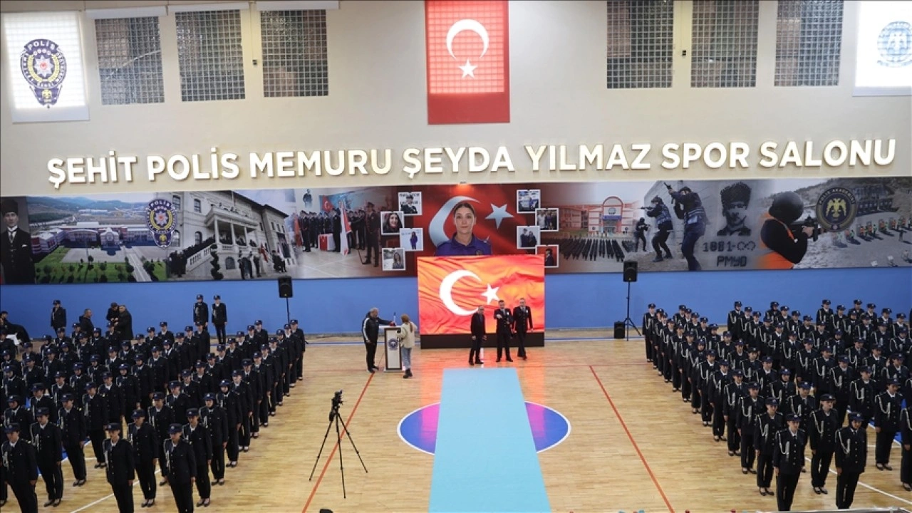 Şehit polis Şeyda Yılmaz'ın adı sınava girdiği Sivas'taki spor salonunda yaşatılacak