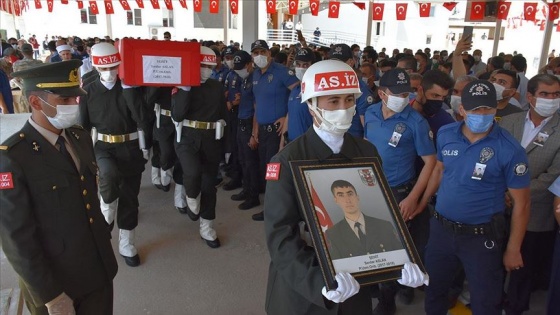 Şehit Uzman Onbaşı Serdar Aslan Gaziantep&#039;te son yolculuğuna uğurlandı