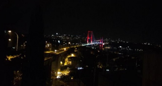 Şehitler Köprüsü trafiğe kapatıldı