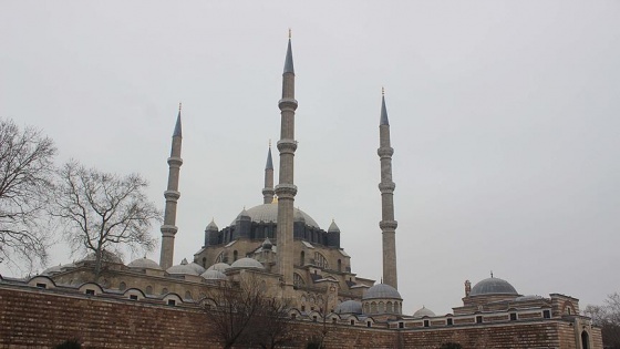 Selimiye'nin 'zaman belirleyicileri' varlığını koruyor