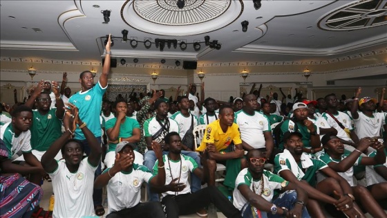 Senegal ve Cezayirliler final maçını İstanbul'da takip etti