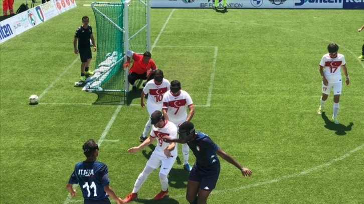 Sesi Görenler Milli Futbol Takımı yarı finalde yarın İngiltere ile karşılaşacak