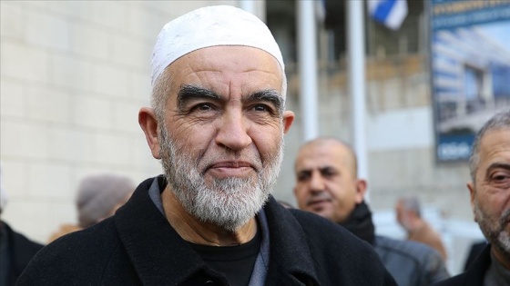 Şeyh Salah hapis cezasını çekmek üzere İsrail makamlarına teslim oldu
