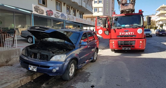 Seyir halindeki araçta yangın çıktı