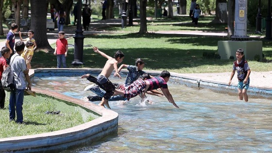 Sıcaklar Güneydoğu'yu 'kavuruyor'