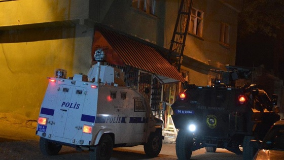 Siirt'te polis lojmanlarına roketli saldırı