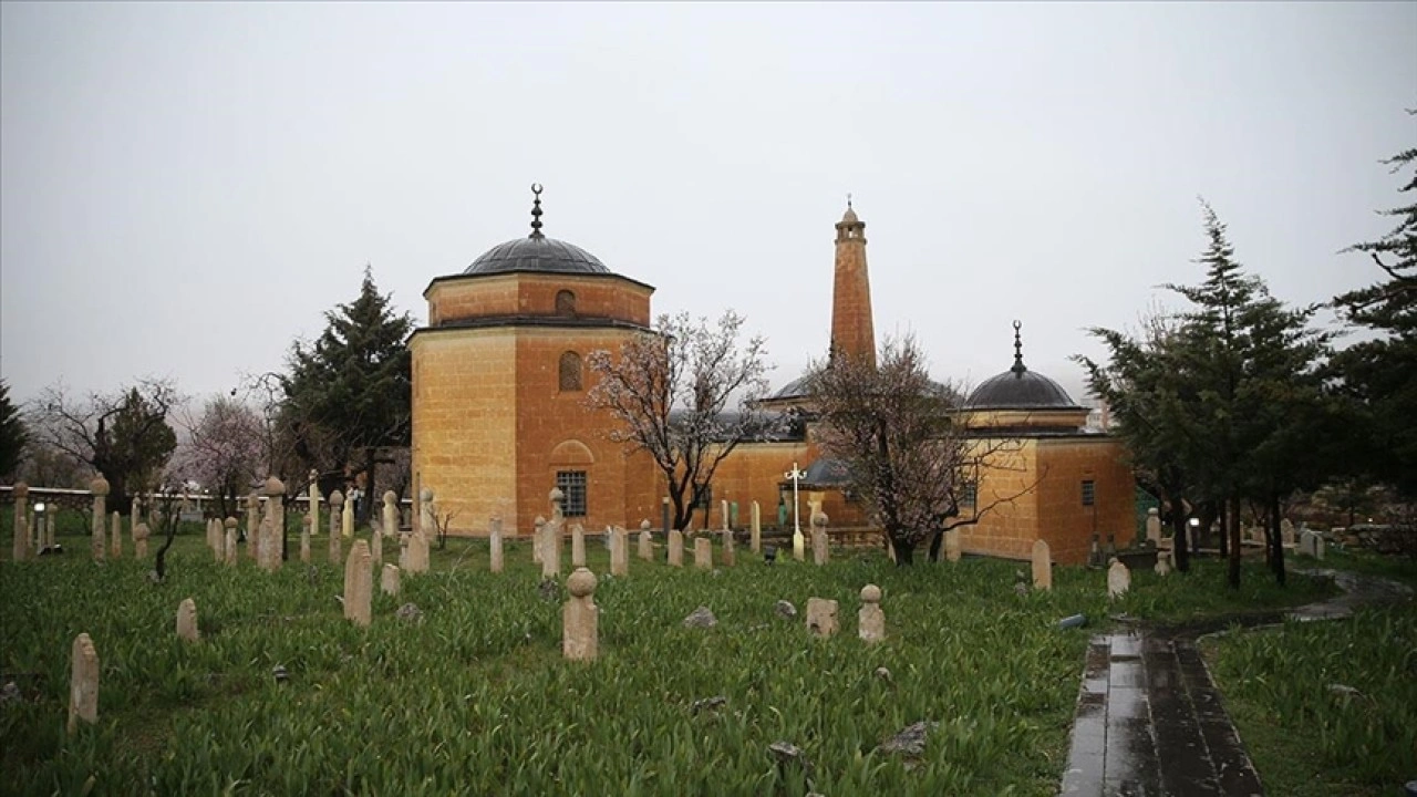 Siirt'teki 'ışık hadisesi' olumsuz hava şartları sebebiyle izlenemedi