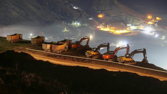 Siirt'teki maden ocağında arama çalışmaları sürüyor