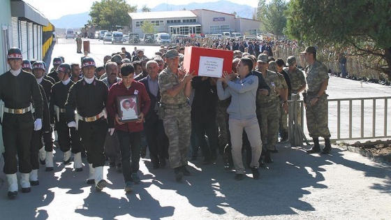 Şırnak'ta şehit korucu için tören