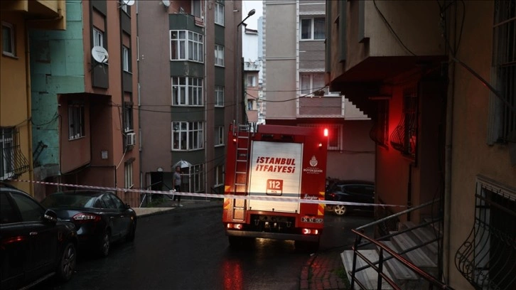 Şişli’de apartman dairesinde çıkan yangında 3 kişi yaralandı