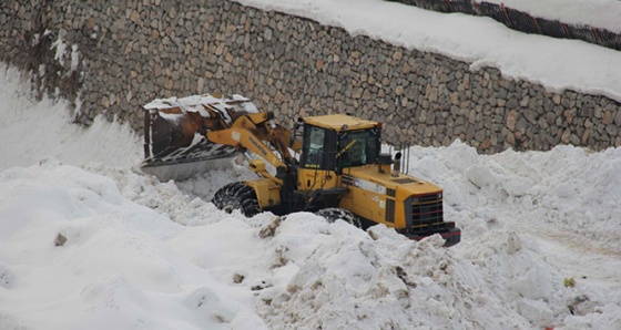 Sivas'ta 18 köy yolu ulaşıma kapalı