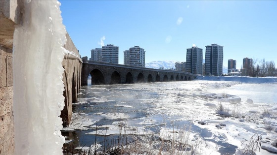 Sivas'ta termometreler sıfırın altında 26,3 dereceyi gördü