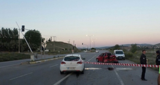 Sivas'taki trafik kazasında yaralanan 3 yaşındaki çocuk öldü