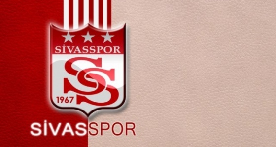 Sivasspor'da 4 futbolcuyla yollar ayrıldı