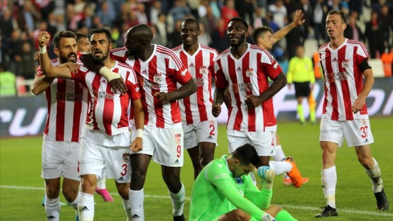 Sivasspor evinde geçit vermiyor