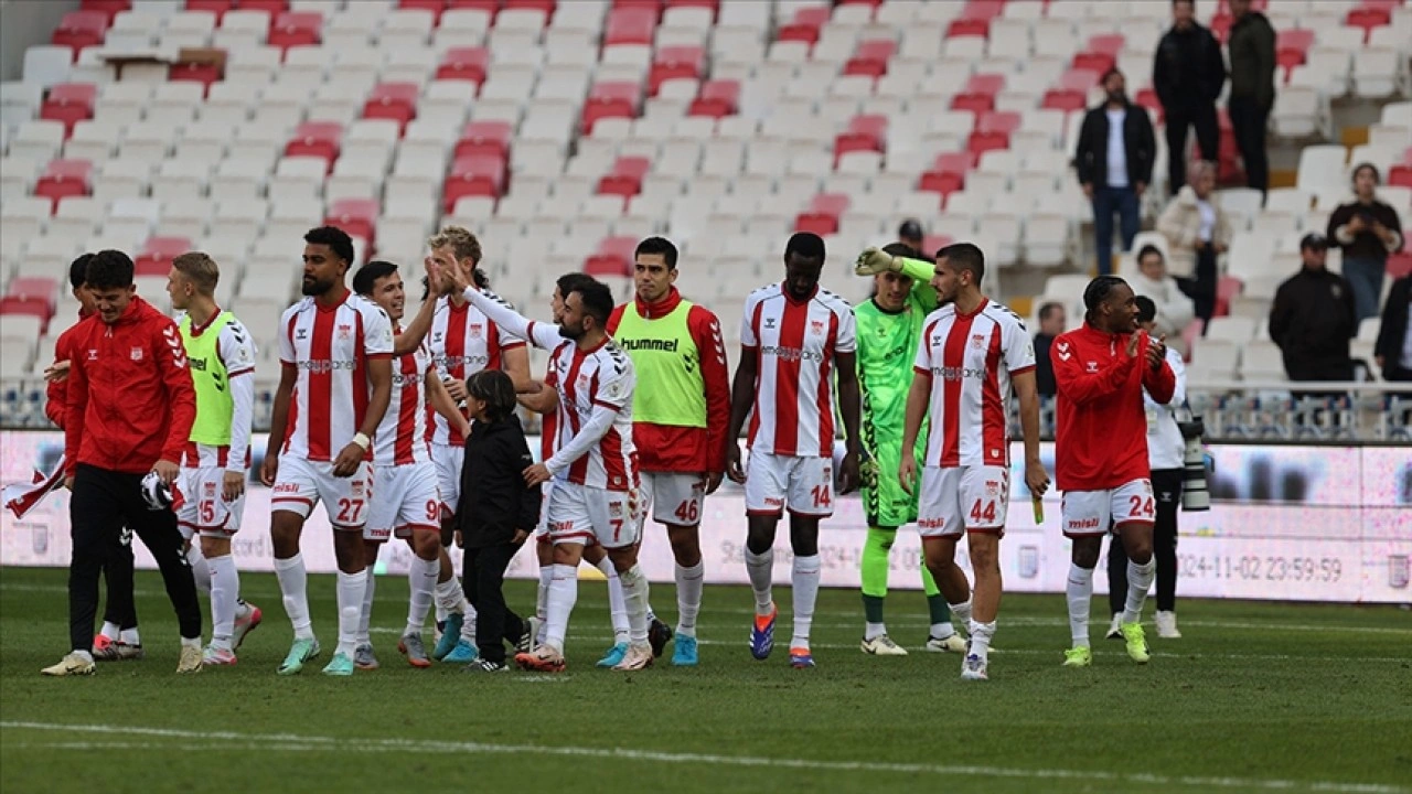 Sivasspor galibiyet serisini 3 maça çıkarttı