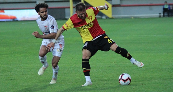 Sivasspor kaçtı, Göztepe kovaladı