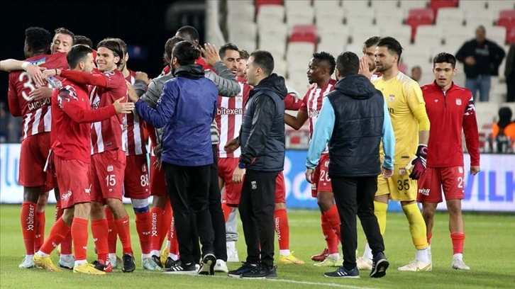 Sivasspor ligdeki galibiyet hasretine son verdi