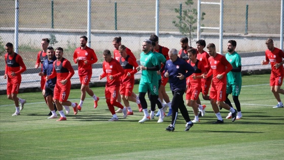 Sivasspor, Süper Lig'de yarın Beşiktaş'a konuk olacak