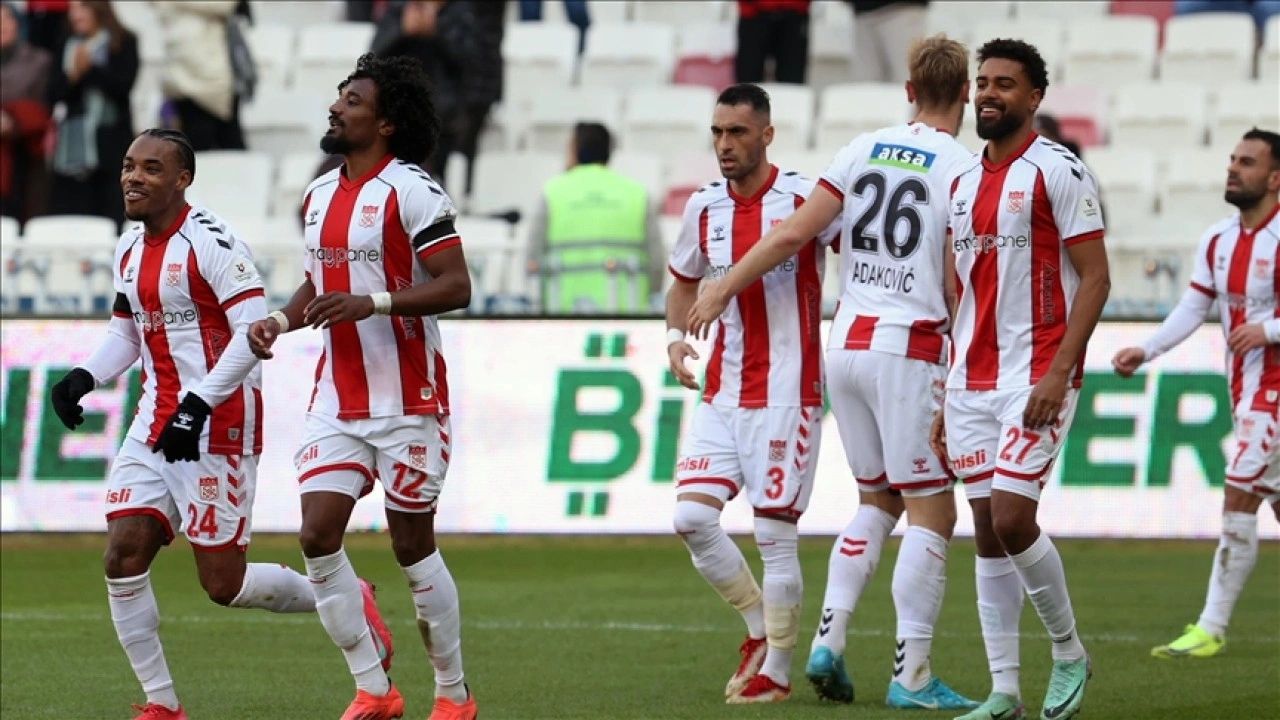 Sivasspor, Süper Lig'de yarın Konyaspor ile karşılaşacak