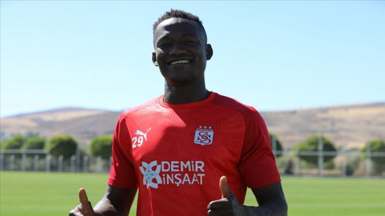 Sivasspor'un yeni transferi Casimir Ninga: Takımın çok güzel bir atmosferi var