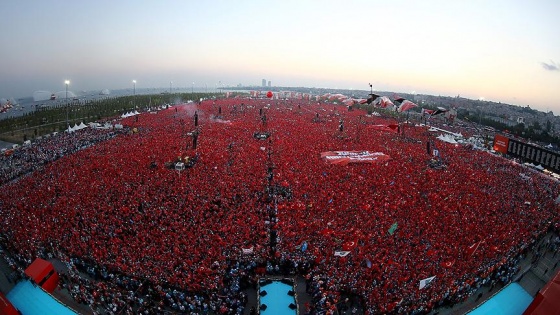 Siyaset Yenikapı ruhunun sürmesini istiyor