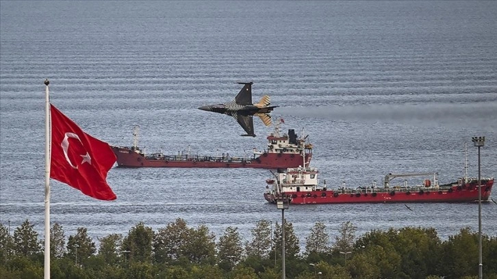 SOLOTÜRK'ten İstanbul semalarında prova uçuşu