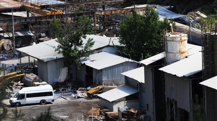 Soma'daki maden faciasına ilişkin 28 kamu görevlisi hakkında dava açıldı