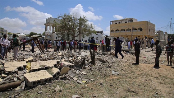 Somali'de bomba yüklü araçla saldırı: 5 ölü