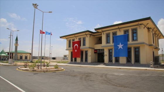 Somali'de Türk askeri eğitim üssünü hedef alan intihar eylemi son anda önlendi