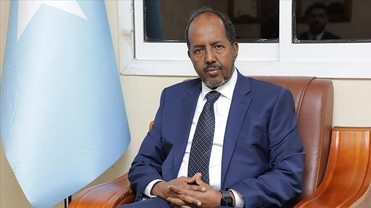 Somali'nin yeni seçilen Cumhurbaşkanı Hasan Şeyh Mahmud göreve başladı