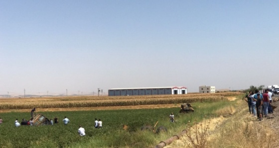 Son dakika haberleri! Diyarbakır'da askeri aracın geçişinde patlama |İlk görüntüler