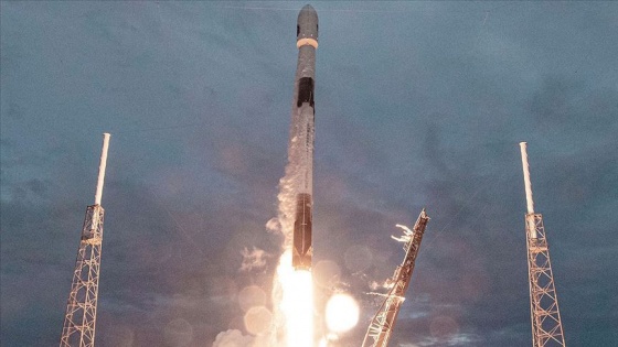 SpaceX, Starlink ağı için 60 internet uydusunu daha uzaya fırlattı