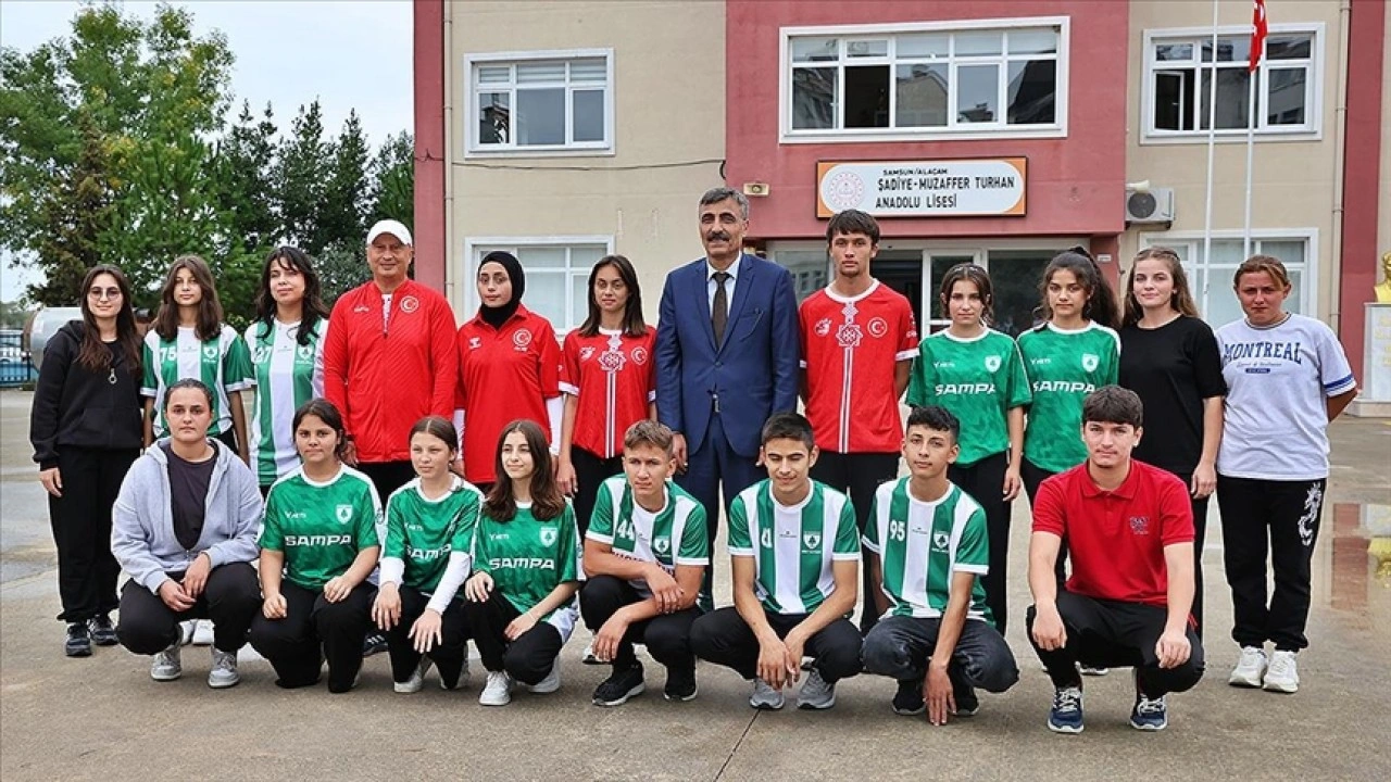 "Sporcu fabrikası" gibi Anadolu lisesi, milli takımlara 26 öğrencisini gönderdi