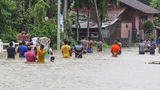 Sri Lanka'da sel ve heyelan 212 can aldı